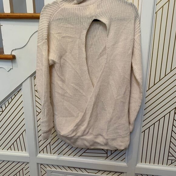 Lou & Grey | Ivory Turtleneck w/ Open Back Sweater - Picture 7 of 7